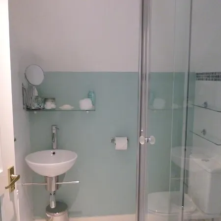 Guest house Newmoor Park 4*